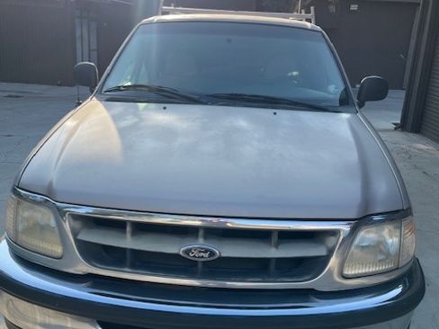 Used 1998 Ford F150 2WD SuperCab image 4