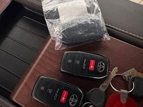 Used 2024 Toyota Tundra 1794 Edition image 19