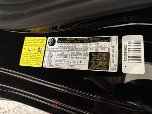 Used 2015 Porsche 911 Carrera image 11