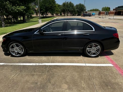 Used 2019 Mercedes-Benz E 450 4MATIC Sedan image 1