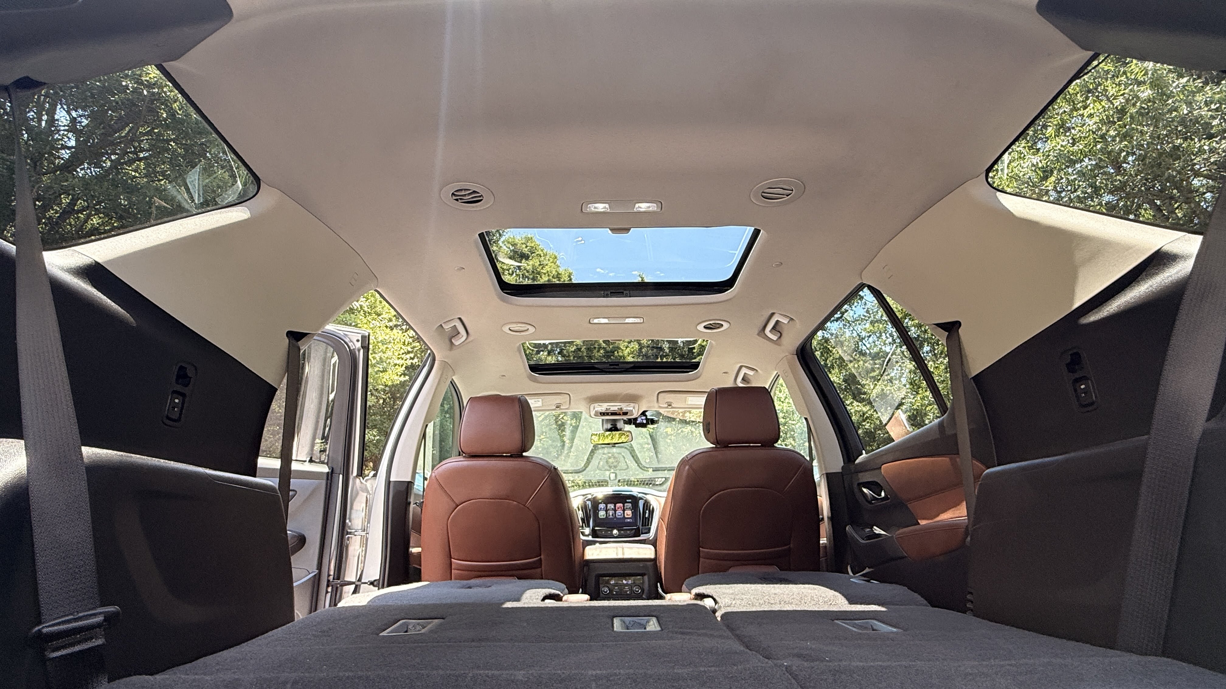 Used 2018 Chevrolet Traverse High Country AWD/4WD image 15