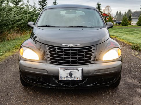 Used 2003 Chrysler PT Cruiser image 2