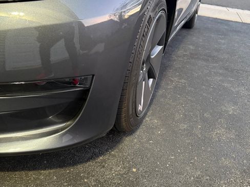 Used 2023 Tesla Model 3 Standard Range image 11