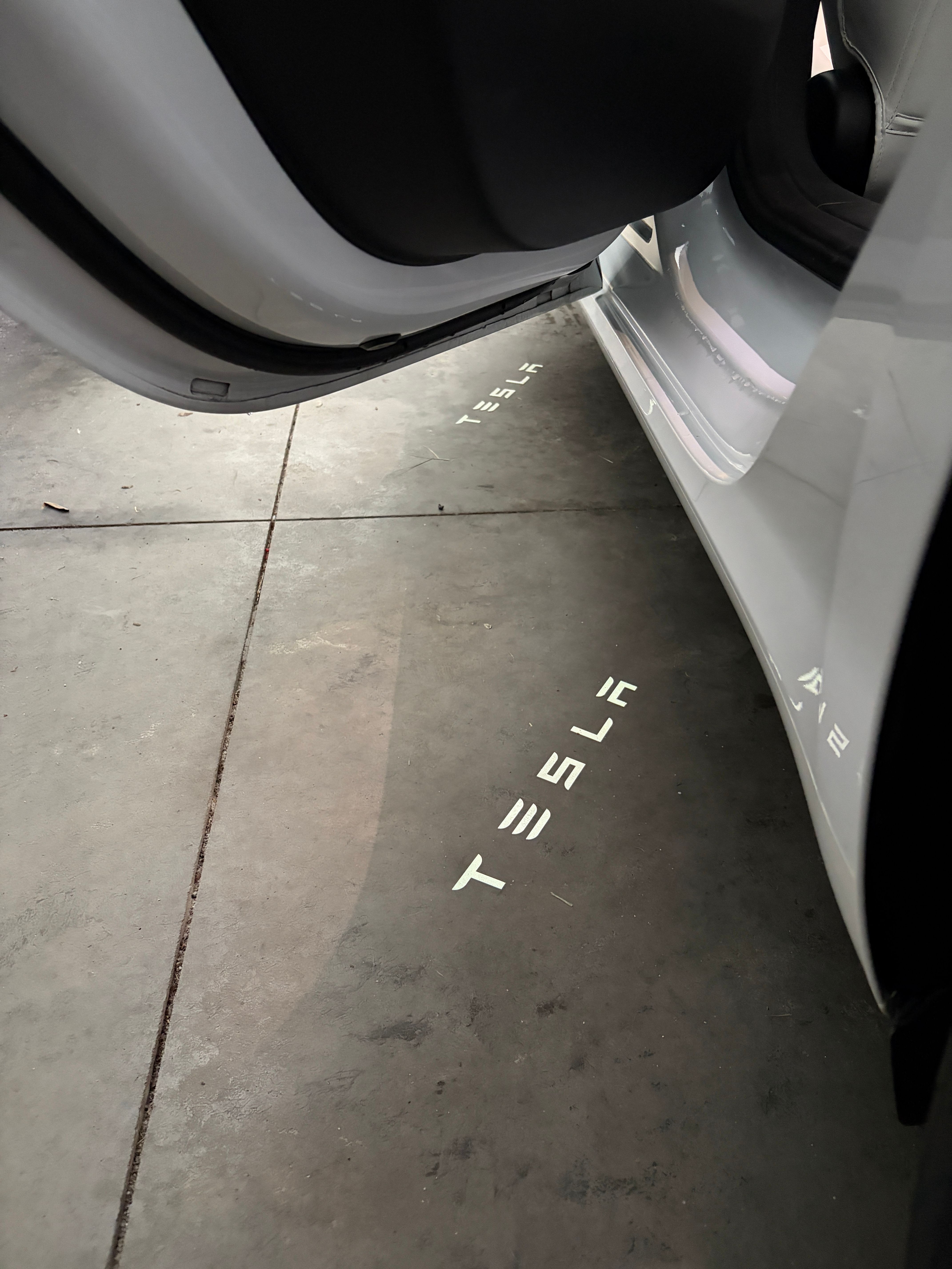 Used 2023 Tesla Model 3 Standard Range RWD image 27