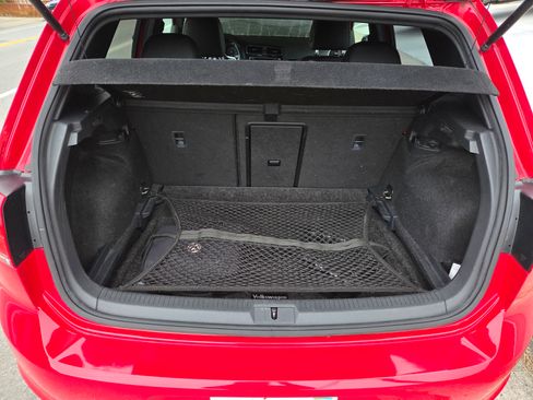 Used 2016 Volkswagen GTI SE w/ Lighting Package (SEL) FWD image 23