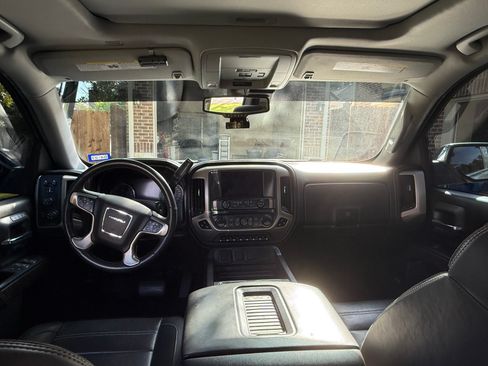 Used 2018 GMC Sierra 1500 Denali w/ Denali Ultimate Package AWD/4WD image 6