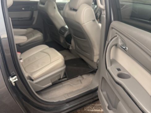 Used 2014 GMC Acadia SLT image 8