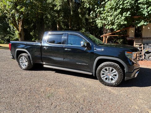 Used 2022 GMC Sierra 1500 Denali AWD/4WD image 15
