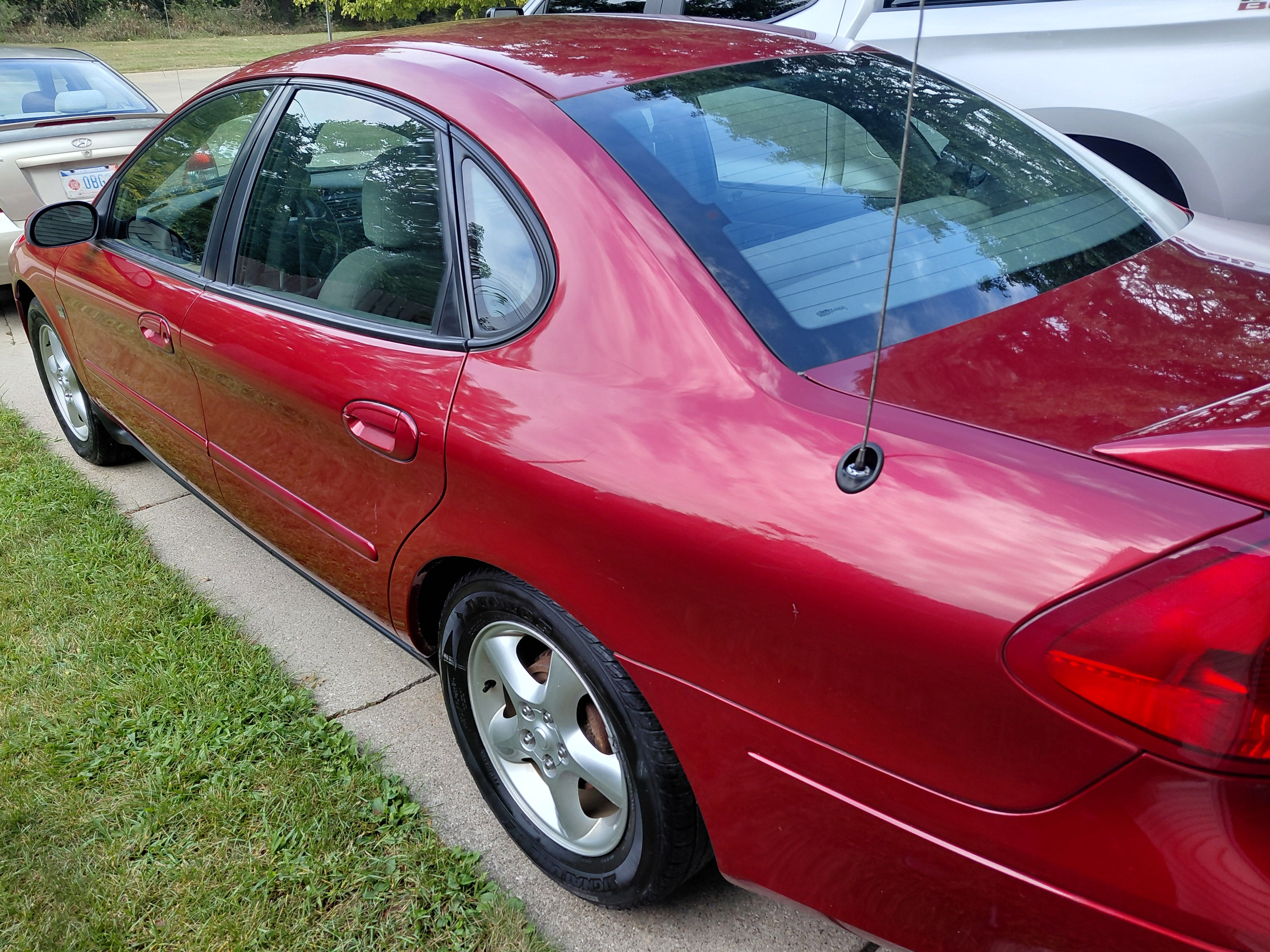 Used 2000 Ford Taurus SES FWD image 4