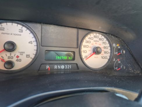 Used 2006 Ford F350 Lariat image 10