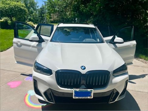Used 2023 BMW X3 xDrive30i w/ M Sport Package AWD/4WD image 6