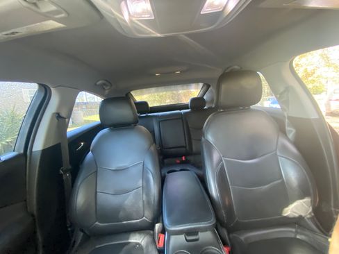 Used 2018 Chevrolet Volt Premier w/ Driver Confidence Package image 10