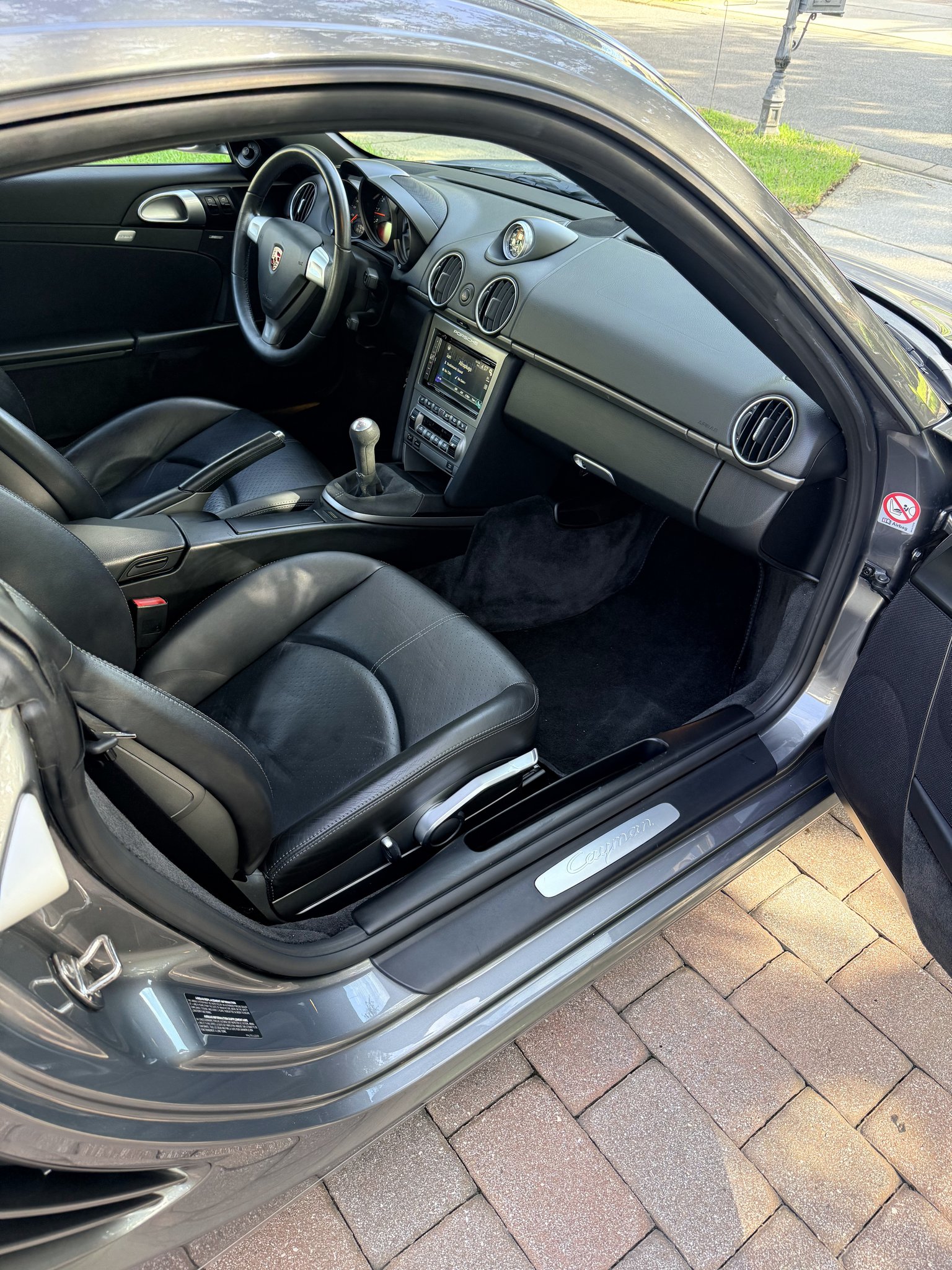 Used 2008 Porsche Cayman RWD image 16