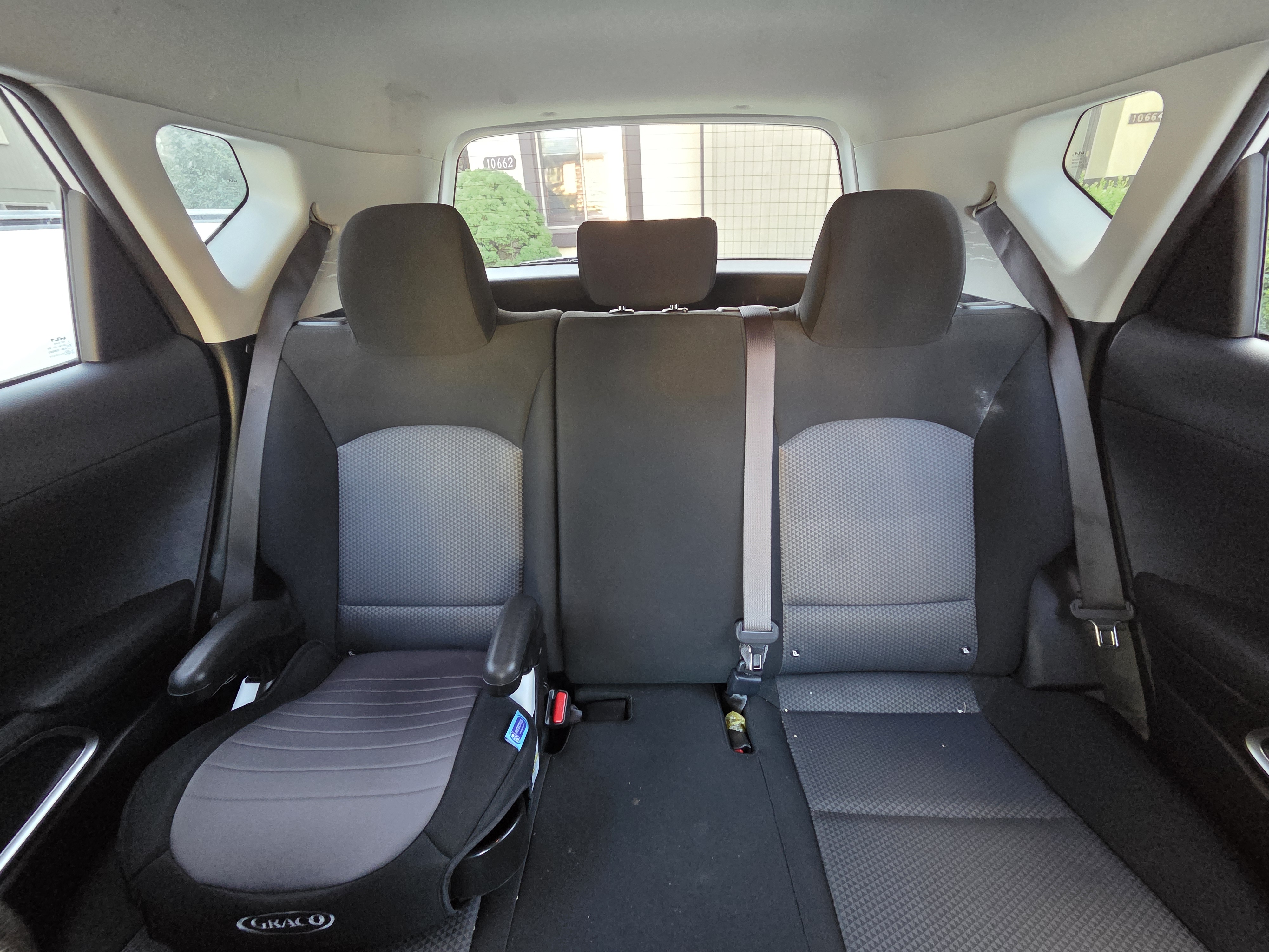 Used 2022 Kia Soul LX FWD image 2