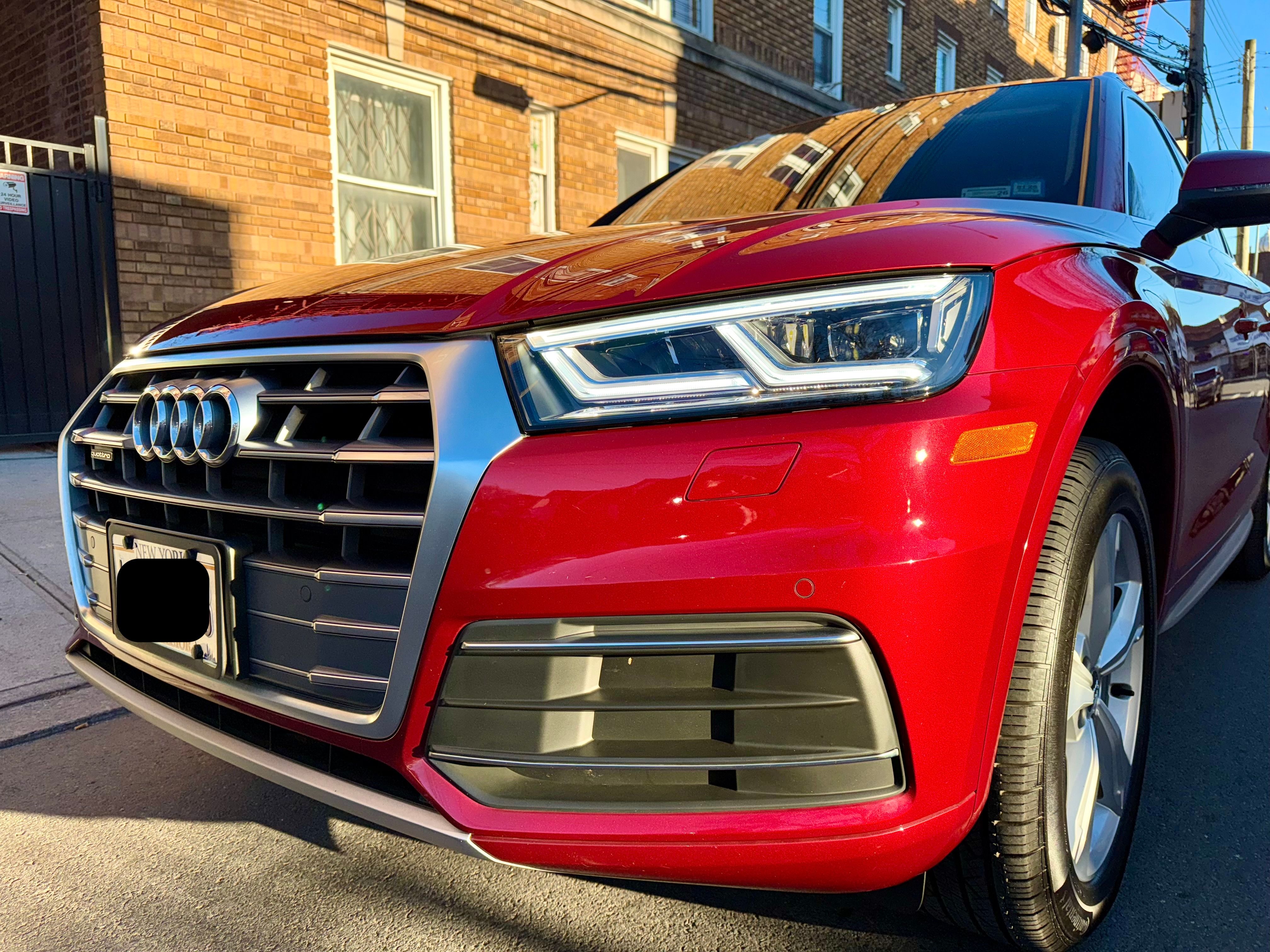 Used 2020 Audi Q5 2.0T Premium Plus w/ Premium Plus Package AWD/4WD image 8