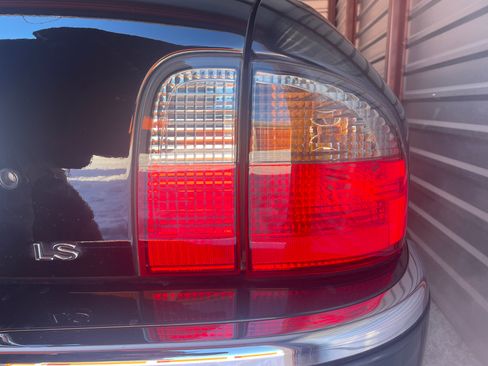 Used 2004 Lincoln LS image 4