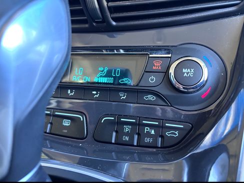 Used 2014 Ford C-MAX SEL w/ Equipment Group 303A FWD image 9