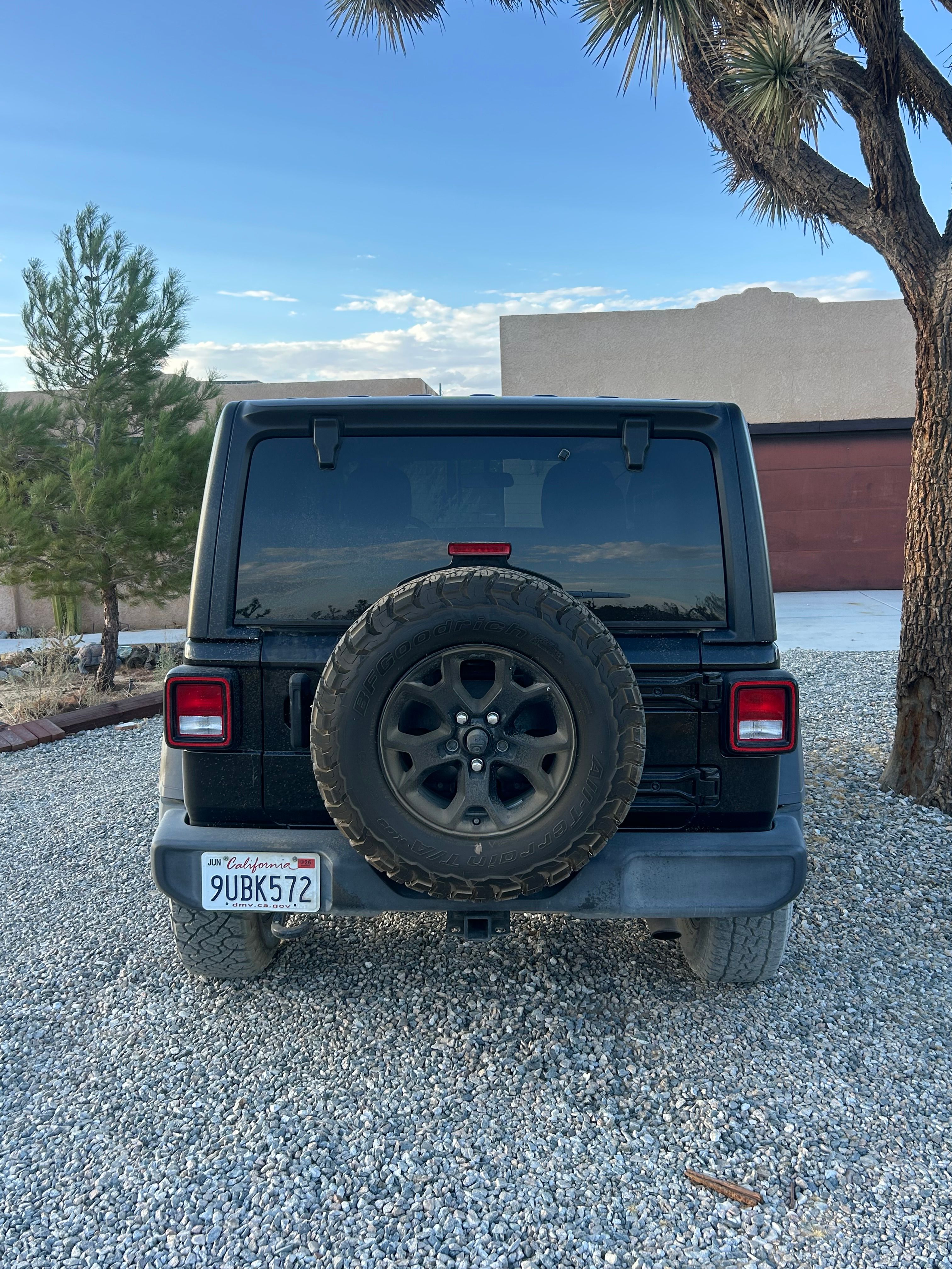 Used 2021 Jeep Wrangler Sport AWD/4WD image 4