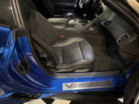 Used 2019 Chevrolet Corvette Z06 image 9