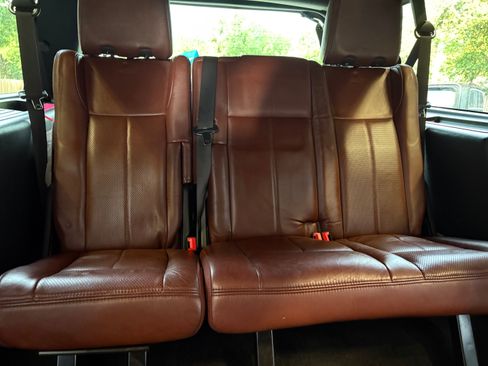 Used 2014 Ford Expedition EL King Ranch RWD image 18