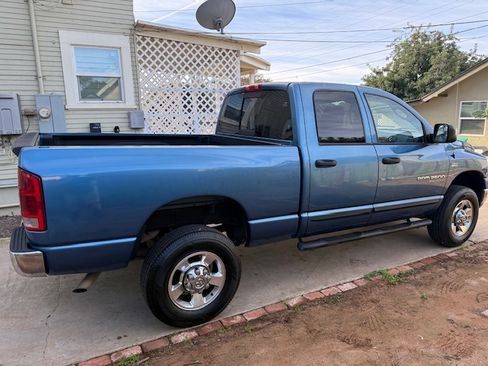 Used 2006 Dodge Ram 2500 Truck SLT w/ Quad Cab Big Horn Value Group image 4