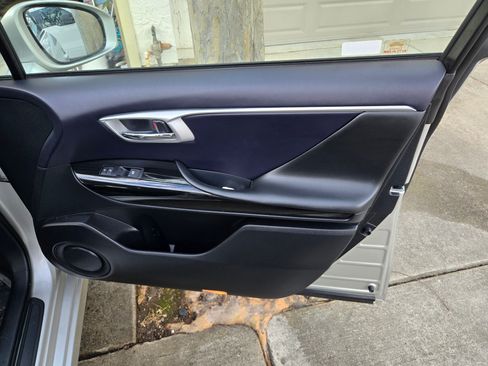 Used 2018 Toyota Mirai image 17