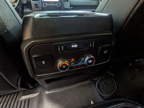Used 2018 Ford Expedition Limited AWD/4WD image 16