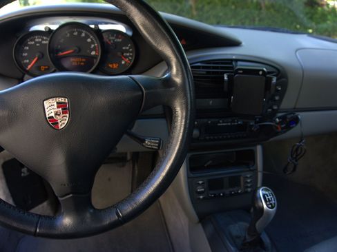 Used 2002 Porsche Boxster image 13