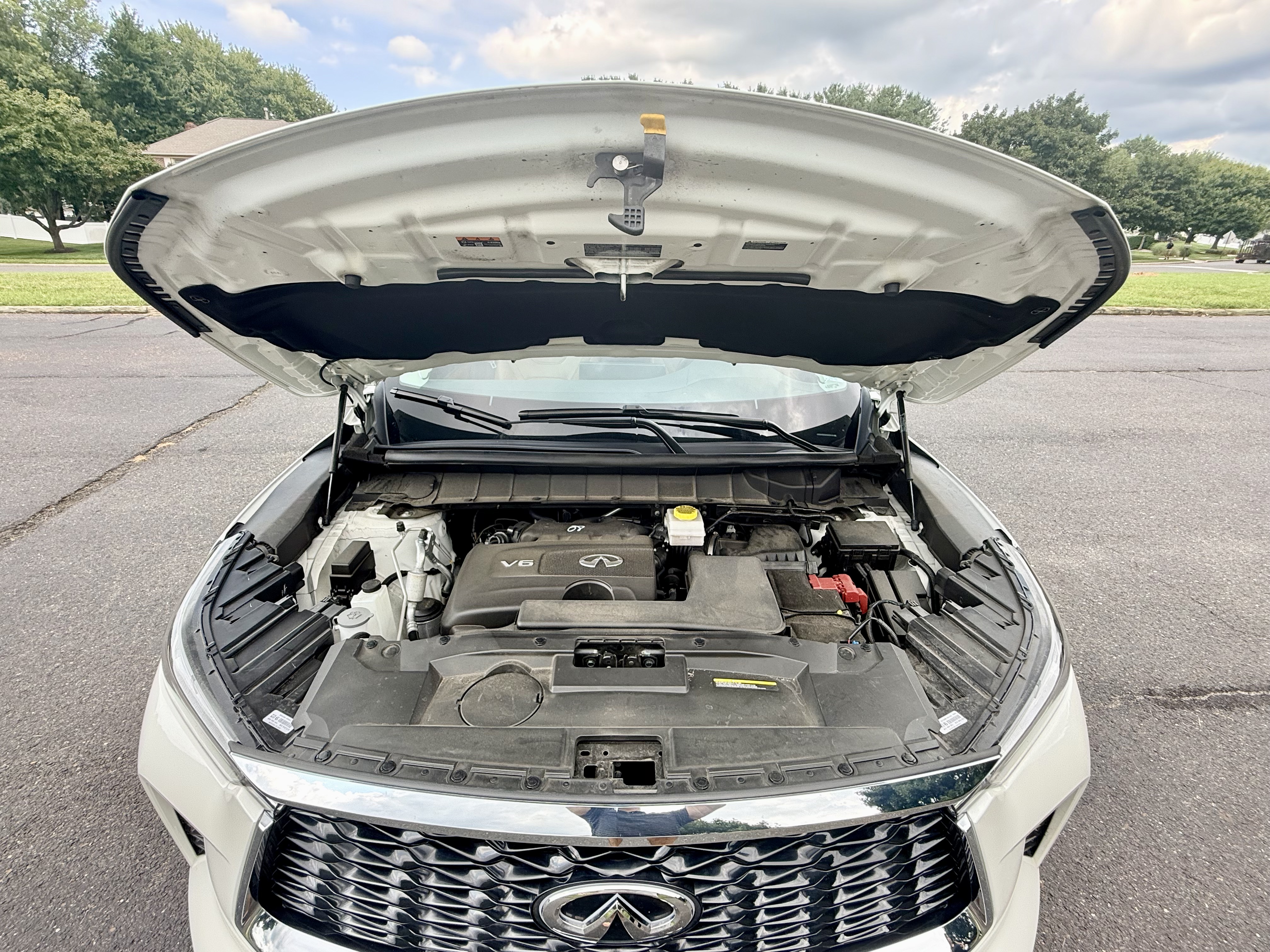 Used 2024 INFINITI QX60 Sensory AWD/4WD image 29