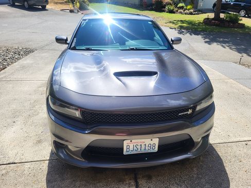 Used 2016 Dodge Charger R/T Scat Pack RWD image 5