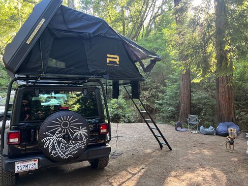 Used 2025 Jeep Wrangler Sport image 15