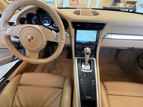 Used 2014 Porsche 911 Carrera image 14