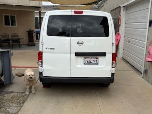 Used 2014 Nissan NV200 S w/ Back Door Glass Package image 1