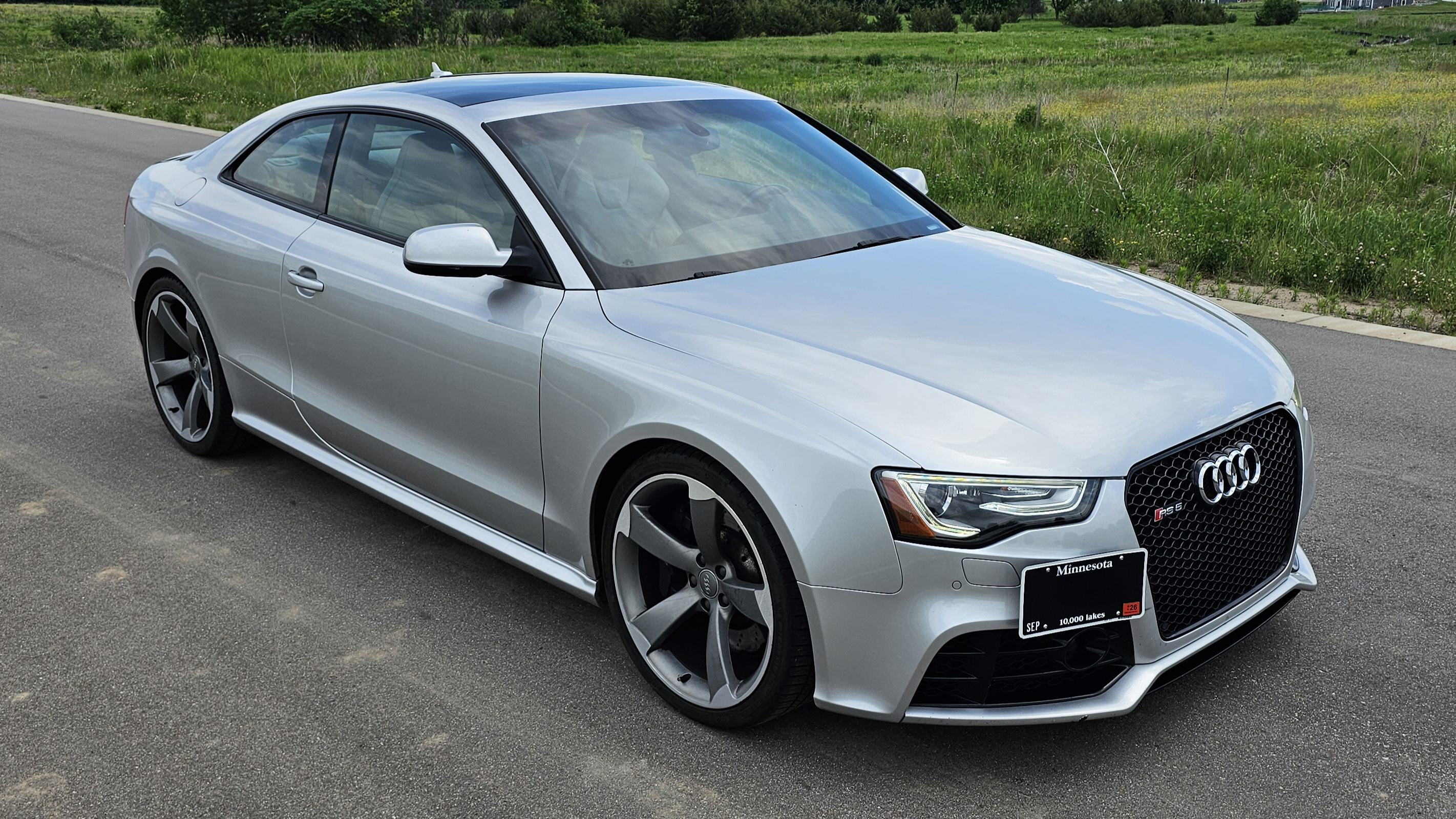 Used 2014 Audi RS 5 Coupe AWD/4WD image 2
