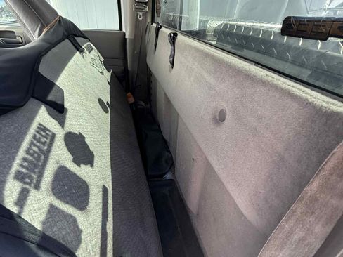 Used 2001 Dodge Dakota 2WD Regular Cab image 2