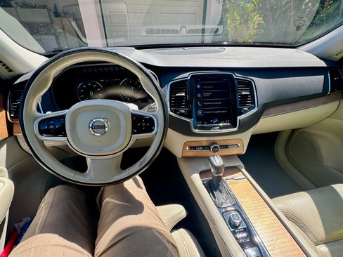 Used 2018 Volvo XC90 T6 Inscription w/ Convenience Package AWD/4WD image 11