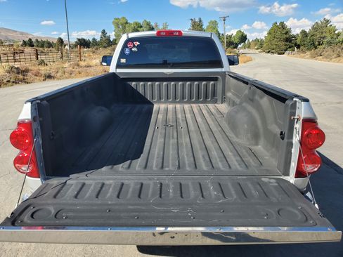 Used 2007 Dodge Ram 2500 Truck ST image 21