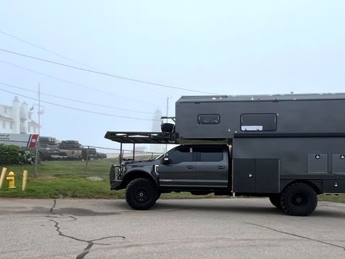 Used 2020 Ford F550 4x4 Crew Cab Super Duty image 13