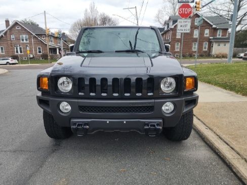 Used 2009 HUMMER H3T Luxury image 5