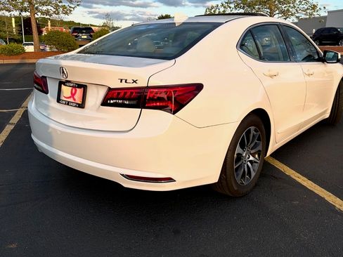 Used 2015 Acura TLX FWD image 2
