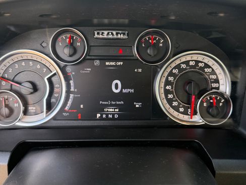 Used 2019 RAM 1500 Lone Star image 10