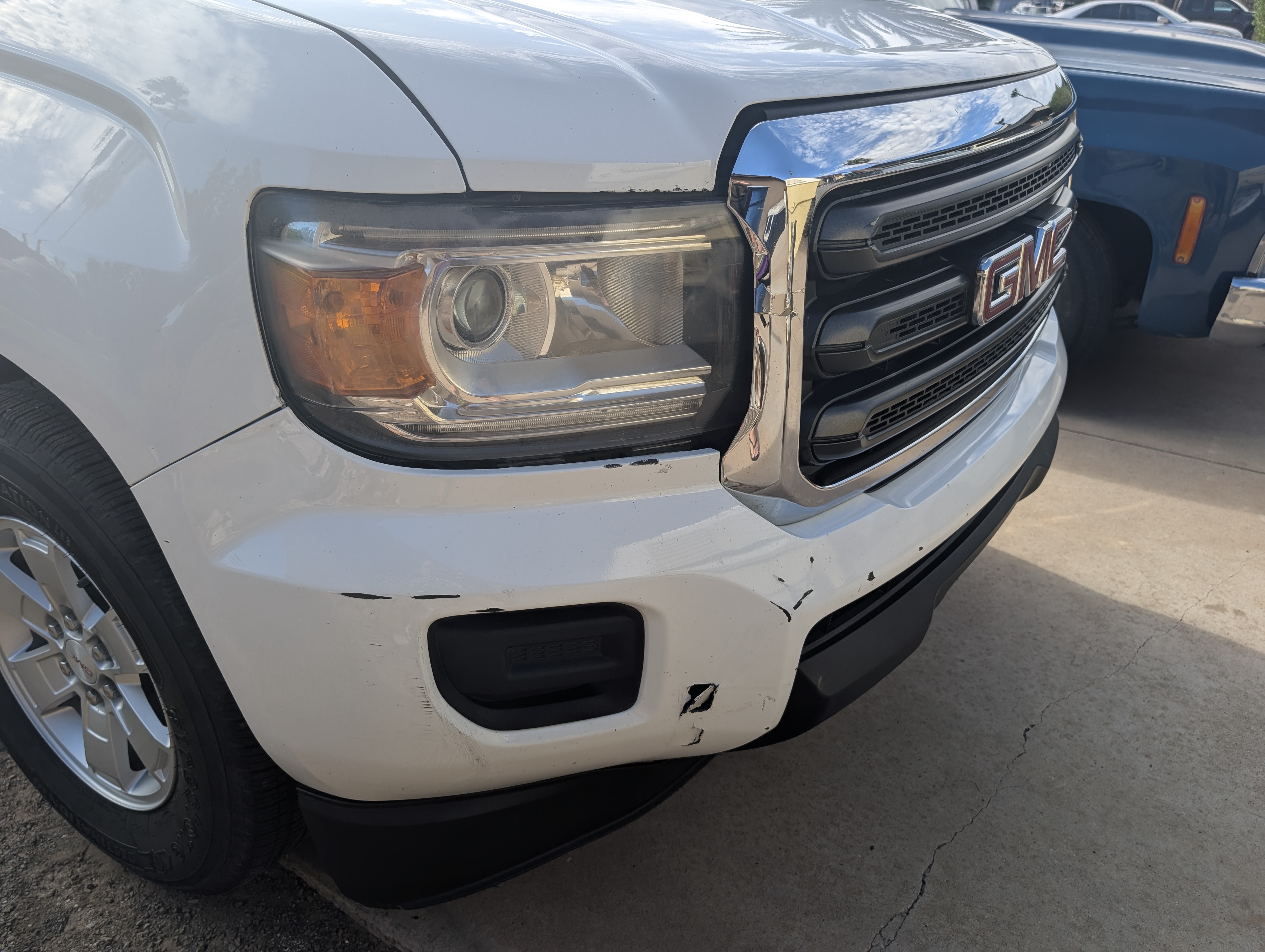 Used 2020 GMC Canyon SL RWD image 4