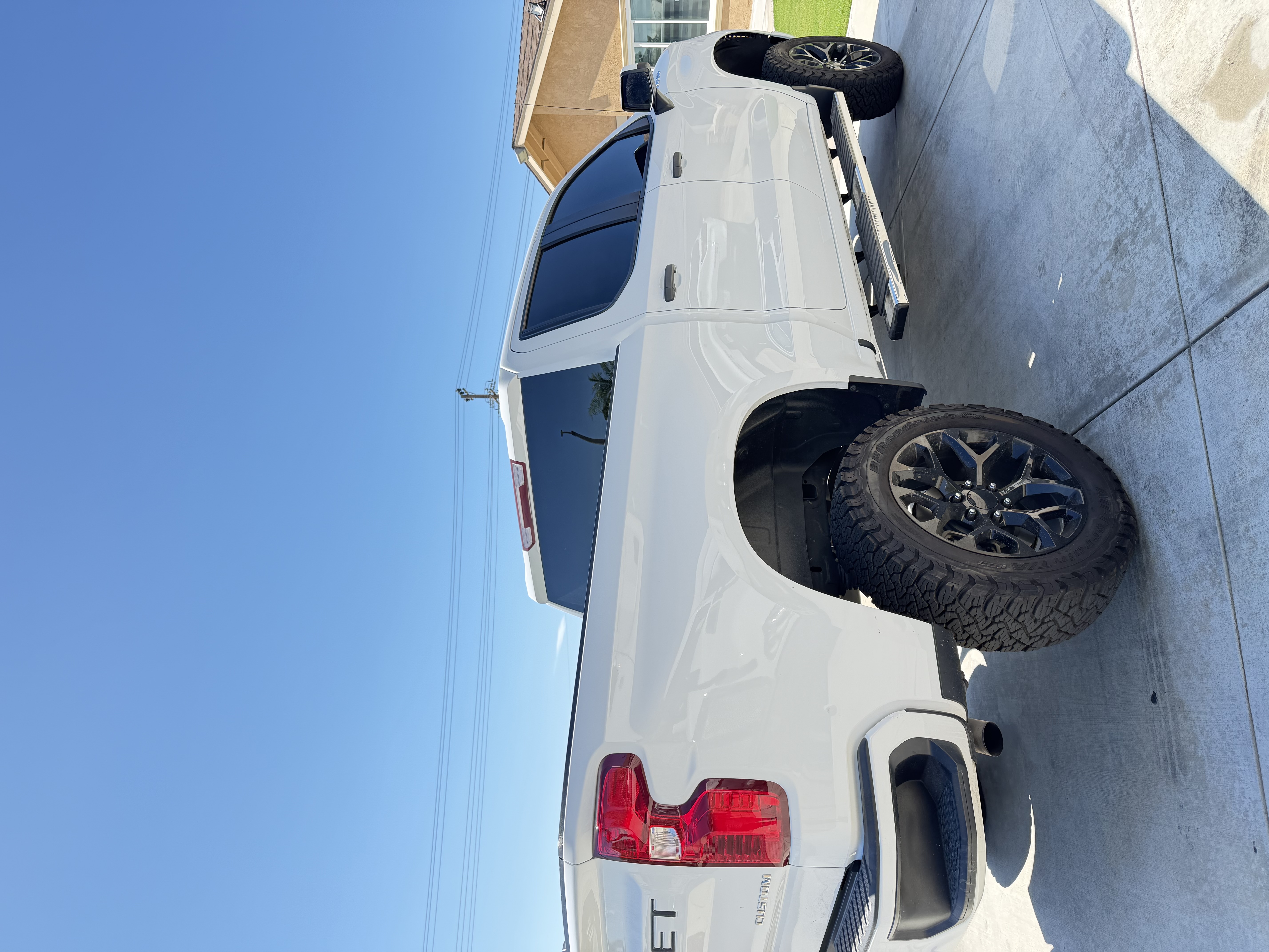 Used 2022 Chevrolet Silverado 1500 Custom RWD image 4