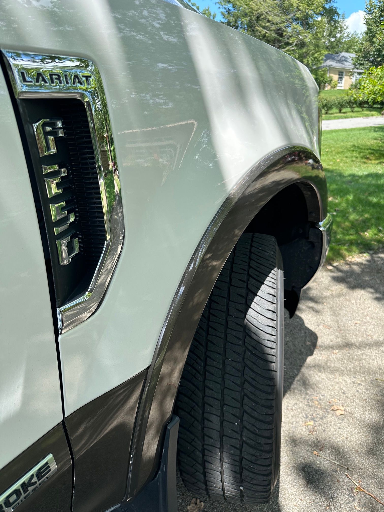 Used 2017 Ford F250 Lariat w/ Lariat Ultimate Package AWD/4WD image 13