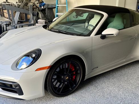 Used 2024 Porsche 911 Targa 4 GTS AWD/4WD image 2