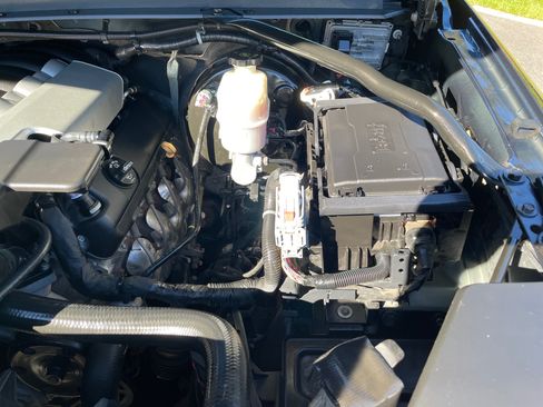 Used 2019 Cadillac Escalade ESV Luxury image 20