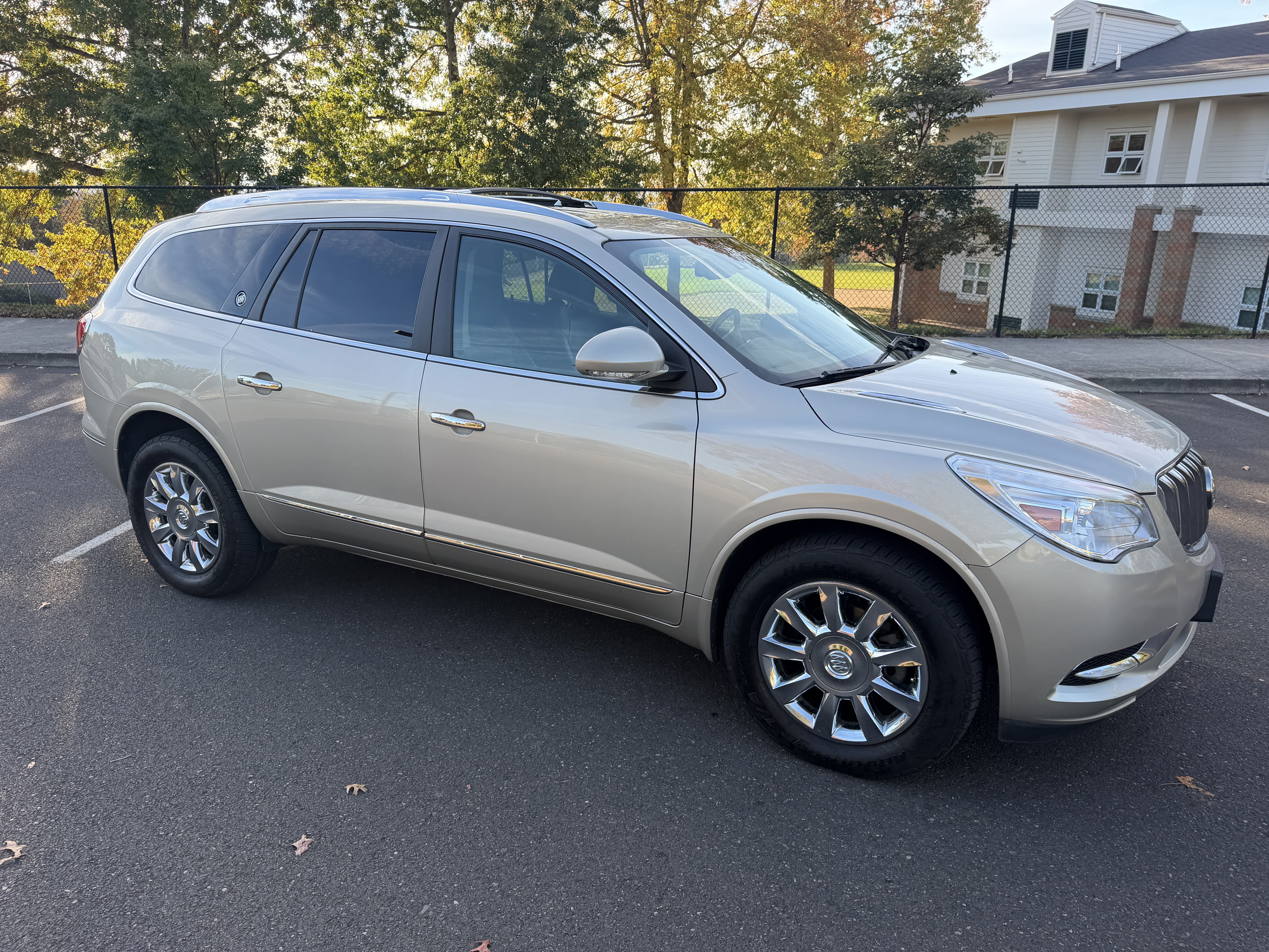 Used 2014 Buick Enclave Premium w/ Trailering Provision Package FWD image 15