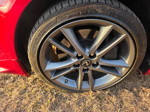 Used 2014 Lexus IS 350C image 28