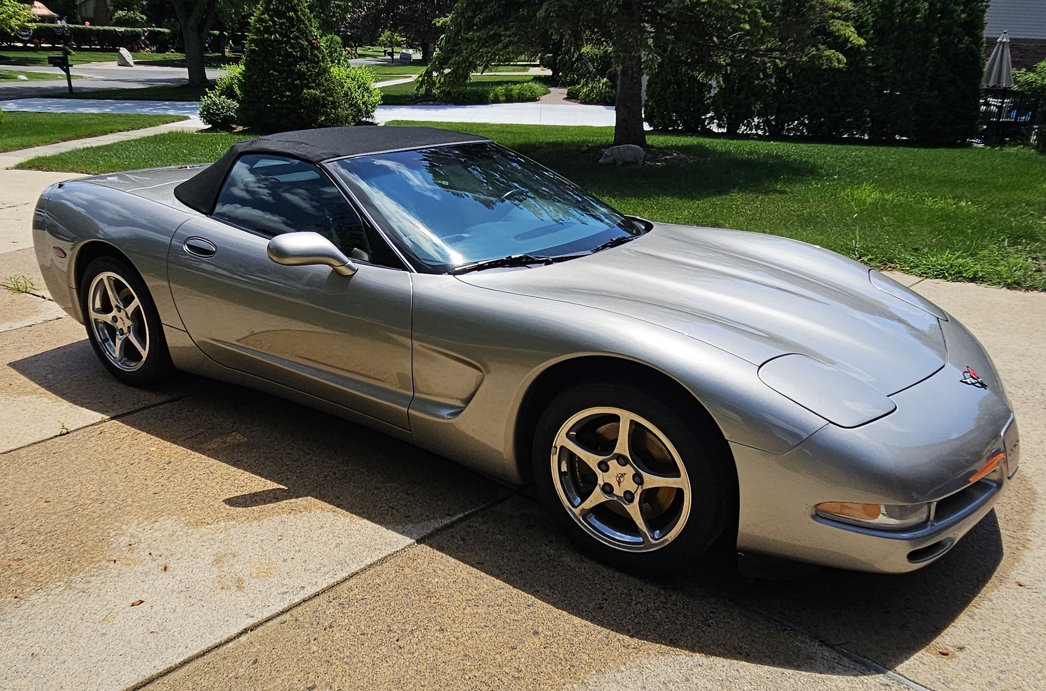 Used 2001 Chevrolet Corvette Convertible w/ Preferred Equipment Group2 RWD image 4