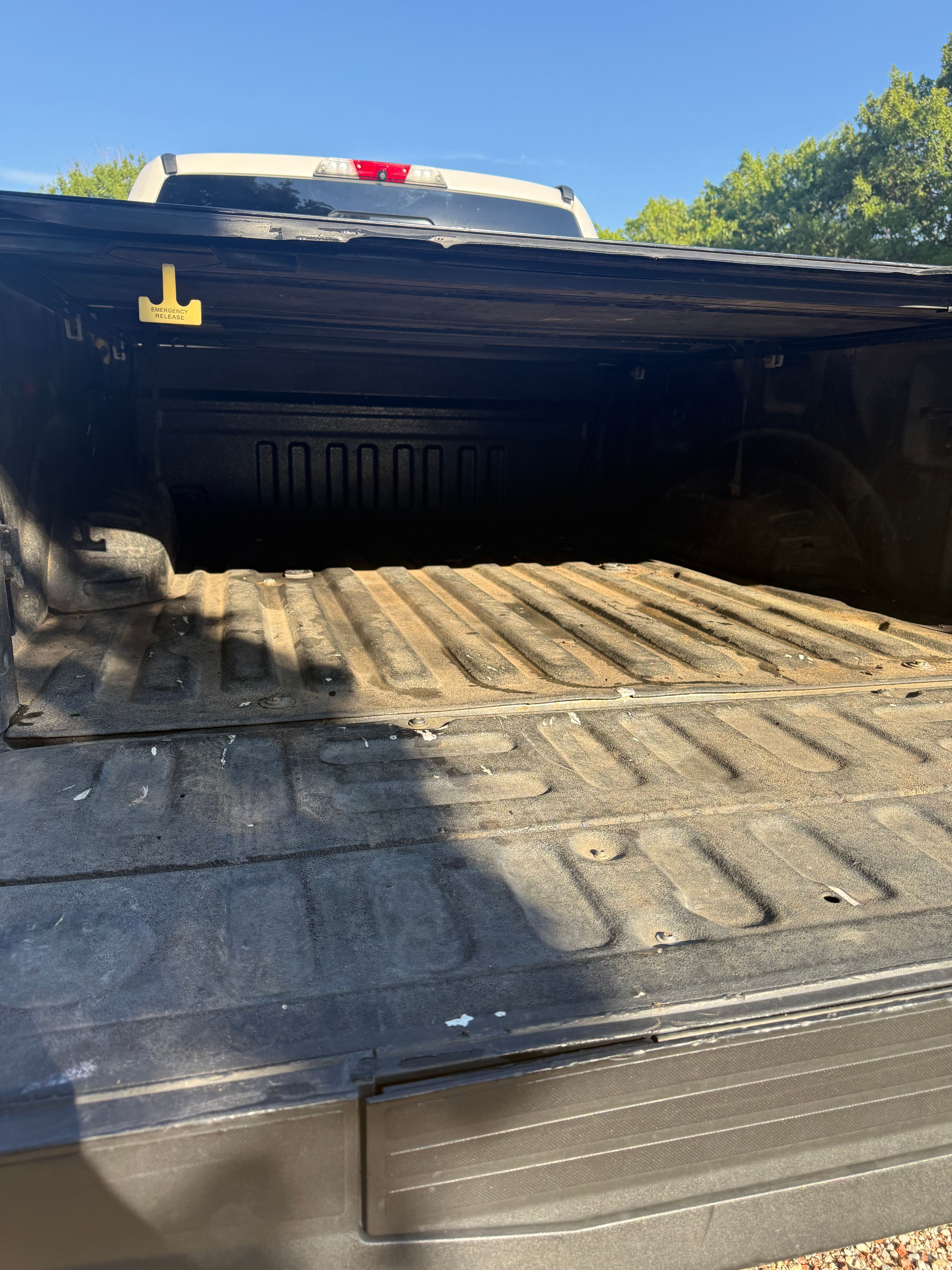 Used 2019 Ford F250 Limited AWD/4WD image 10